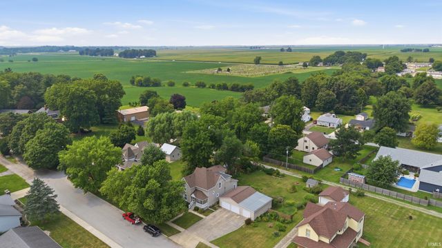 406 W 5th Street, Brookston, IN 47923