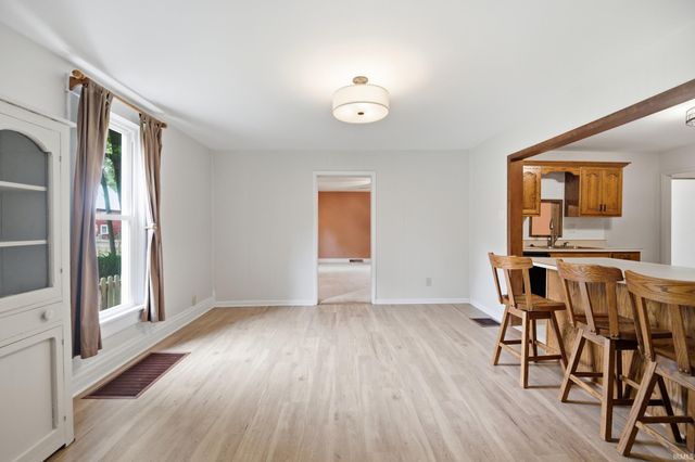 406 W 5th Street, Brookston, IN 47923