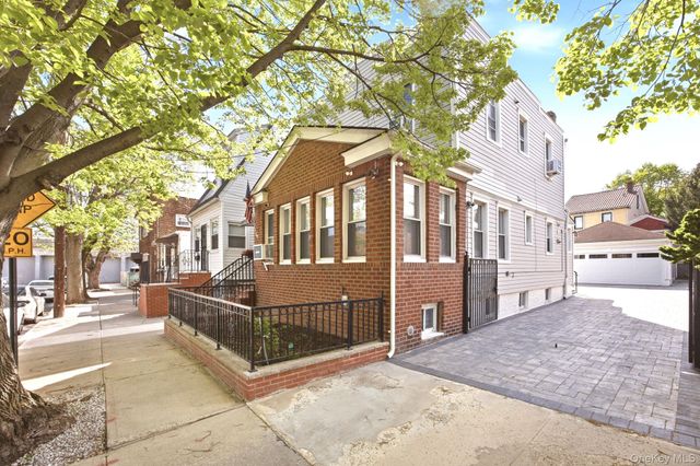 88-38 78th Avenue, Glendale, NY 11385
