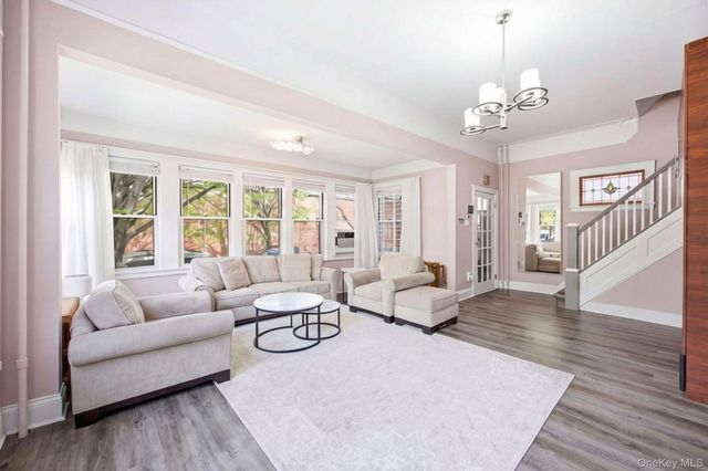 88-38 78th Avenue, Glendale, NY 11385