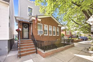 88-38 78th Avenue, Glendale, NY 11385