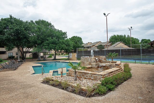 1100 Calico Lane 1311, Arlington, TX 76011