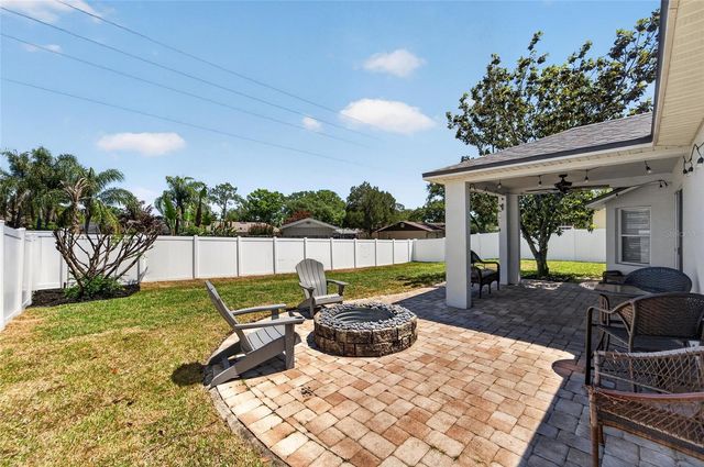 1730 CANOE DRIVE, Lutz, FL 33559
