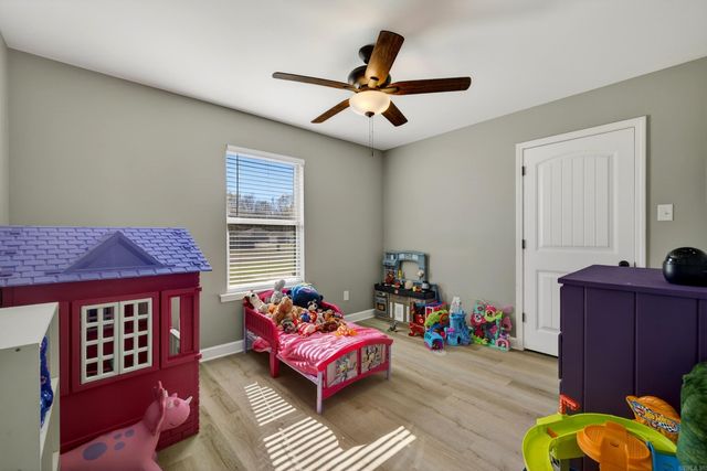 54 Ten Point Ln, Ward, AR 72176