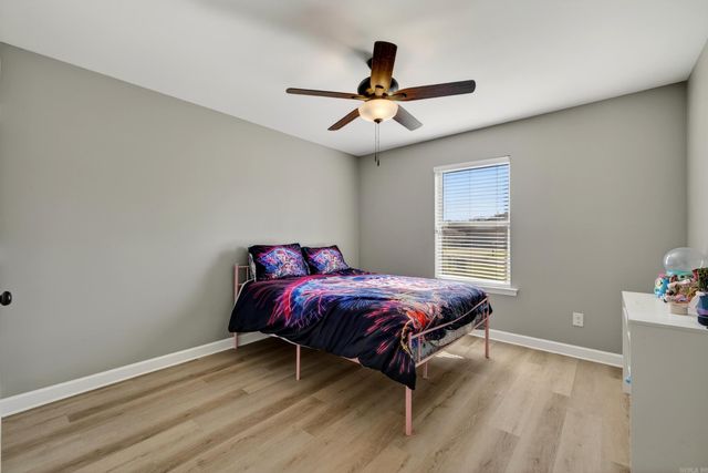 54 Ten Point Ln, Ward, AR 72176