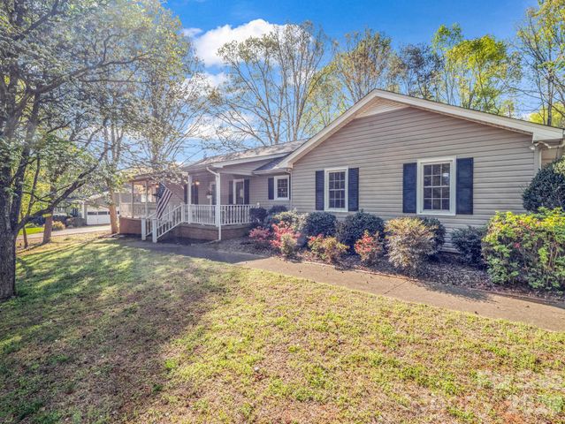 209 Holly Hills Drive, Forest City, NC 28043