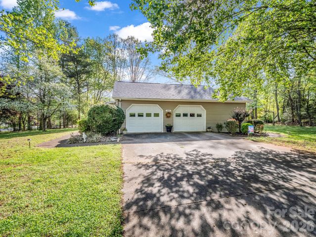 209 Holly Hills Drive, Forest City, NC 28043