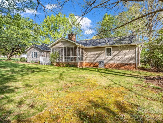 209 Holly Hills Drive, Forest City, NC 28043