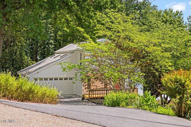 4235 Skyland Lane, Kingsport, TN 37664