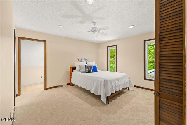 4235 Skyland Lane, Kingsport, TN 37664