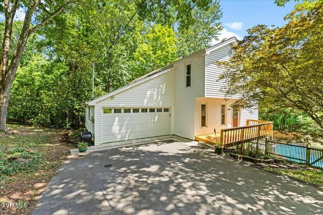 4235 Skyland Lane, Kingsport, TN 37664