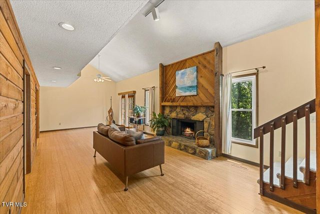 4235 Skyland Lane, Kingsport, TN 37664