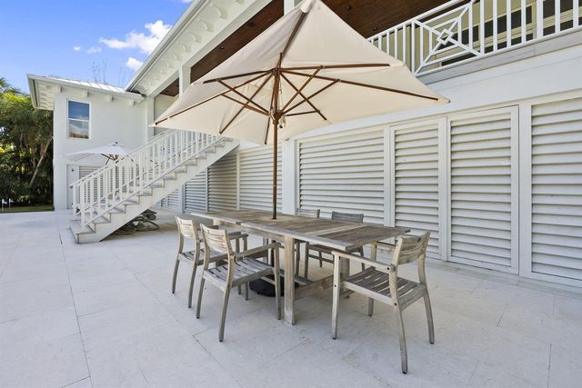 54 S Sewalls Point Road, Sewalls Point, FL 34996