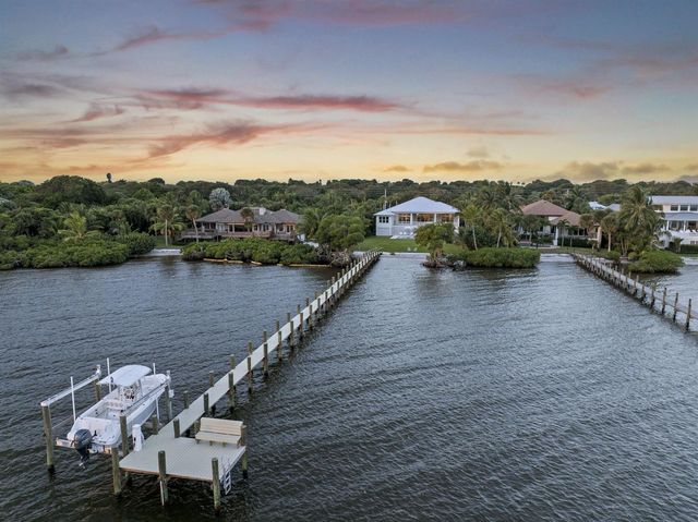 54 S Sewalls Point Road, Sewalls Point, FL 34996