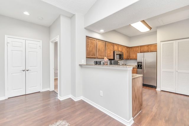 1600 Eldridge Parkway 1705, Houston, TX 77077