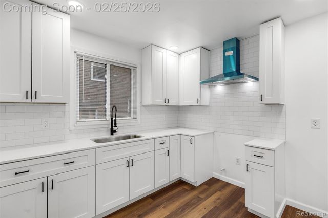 20039 Stout Street, Detroit, MI 48219