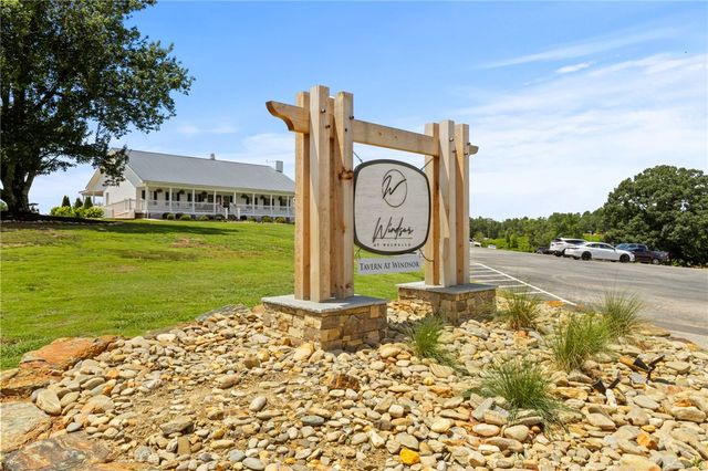 1305 Falcons Drive, Walhalla, SC 29691