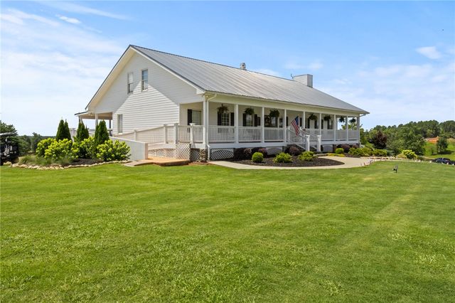 1305 Falcons Drive, Walhalla, SC 29691