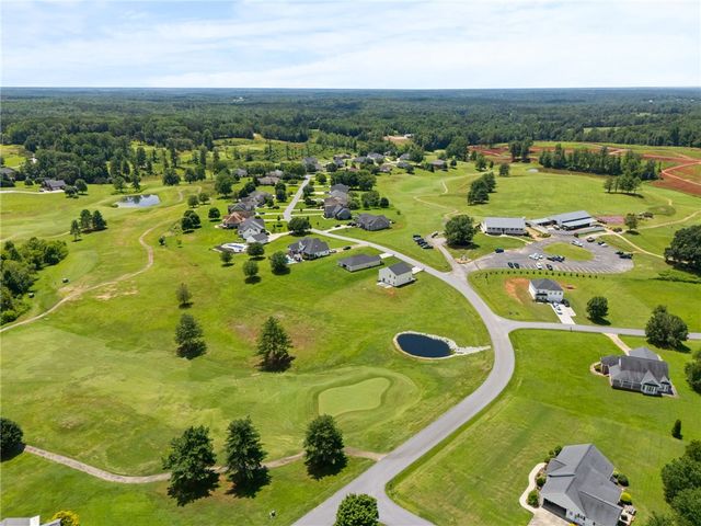 1305 Falcons Drive, Walhalla, SC 29691