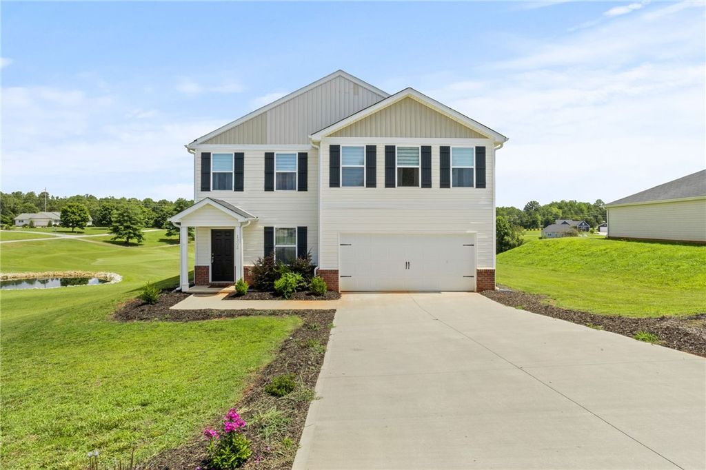 1305 Falcons Drive, Walhalla, SC 29691