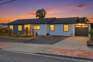 9656 Domer Rd, Santee, CA 92071