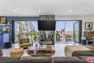 137 N Doheny Drive 4, West Hollywood, CA 90048