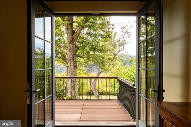 5431 POTOMAC AVE NW, Washington, DC 20016