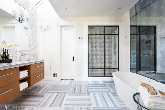 5431 POTOMAC AVE NW, Washington, DC 20016