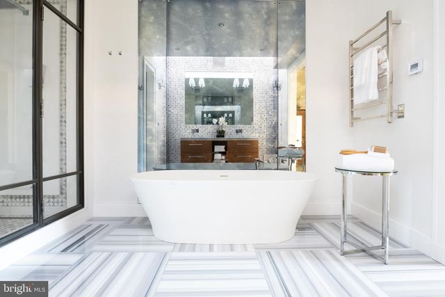 5431 POTOMAC AVE NW, Washington, DC 20016