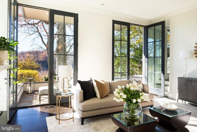 5431 POTOMAC AVE NW, Washington, DC 20016