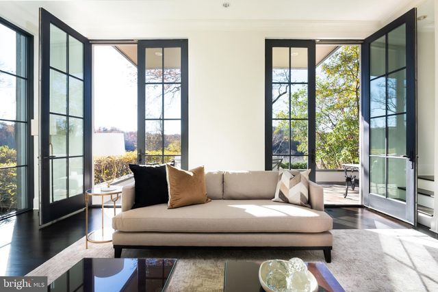 5431 POTOMAC AVE NW, Washington, DC 20016