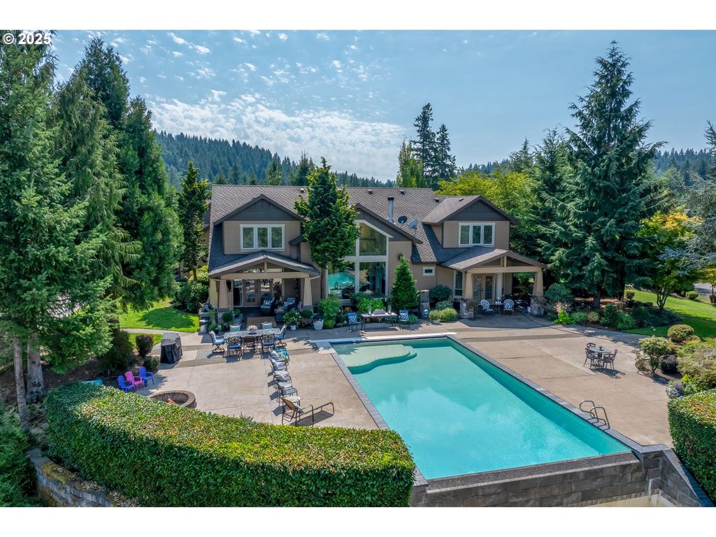 20868 S VISTA DEL LAGO Ct, Oregon City, OR 97045