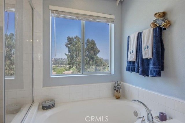 27950 Periwinkle Lane, Valencia (santa Clarita), CA 91354