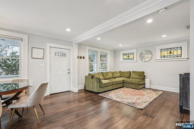 392 Lehigh Street, Wyckoff, NJ 07481