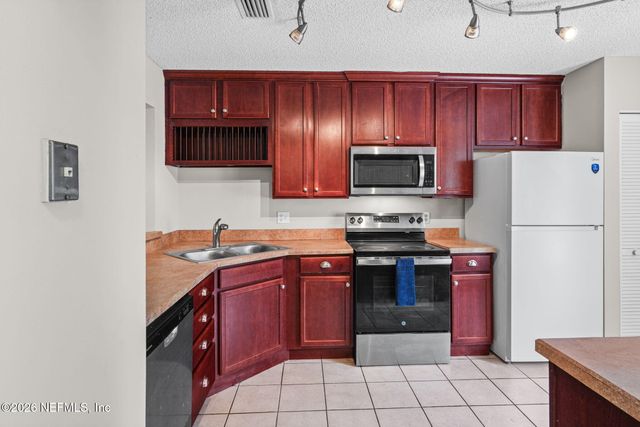 7620 BAYMEADOWS 2245, Jacksonville, FL 32256
