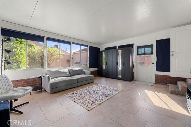 2412 Del Amo, Lakewood, CA 90712