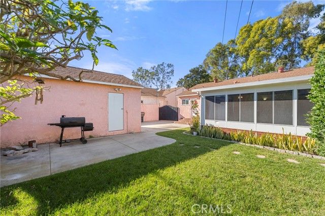 2412 Del Amo, Lakewood, CA 90712