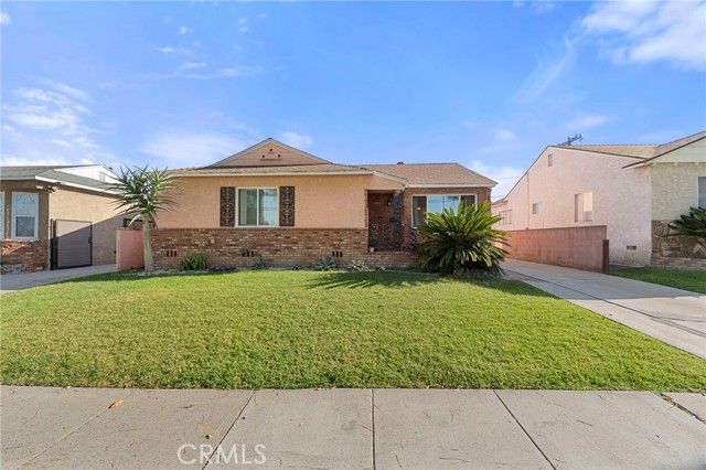 2412 Del Amo, Lakewood, CA 90712