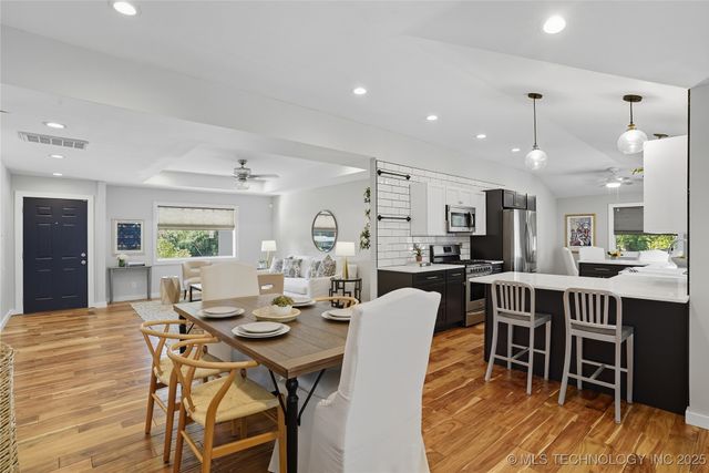 3705 E 51st Place, Tulsa, OK 74135