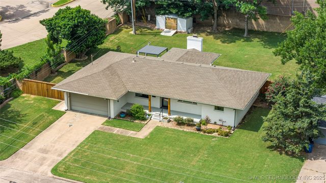 3705 E 51st Place, Tulsa, OK 74135