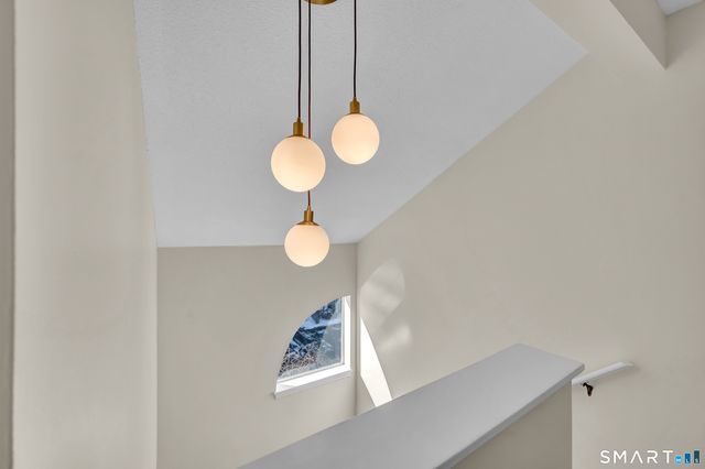 925 Oronoke Road 14F, Waterbury, CT 06708