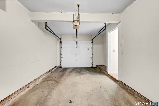 925 Oronoke Road 14F, Waterbury, CT 06708