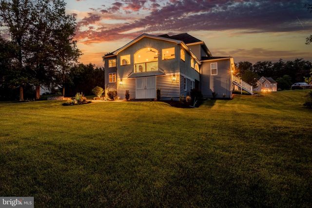 18 PUTTER LANE, Pottstown, PA 19464
