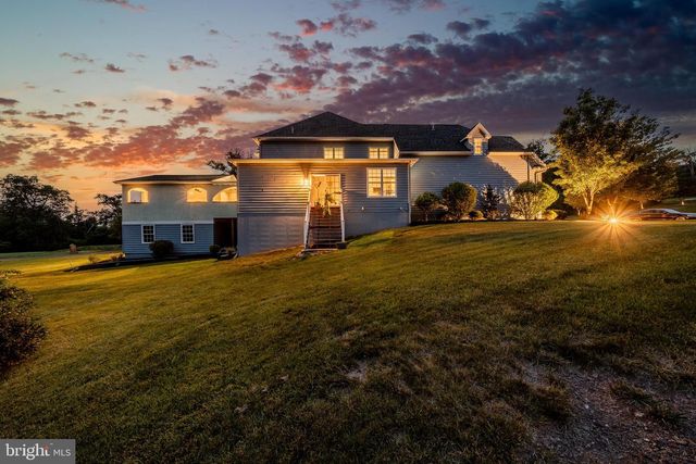 18 PUTTER LANE, Pottstown, PA 19464