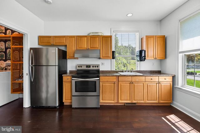 18 PUTTER LANE, Pottstown, PA 19464