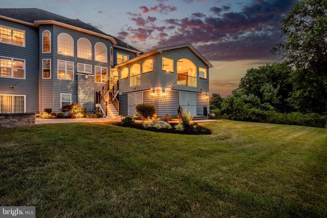 18 PUTTER LANE, Pottstown, PA 19464