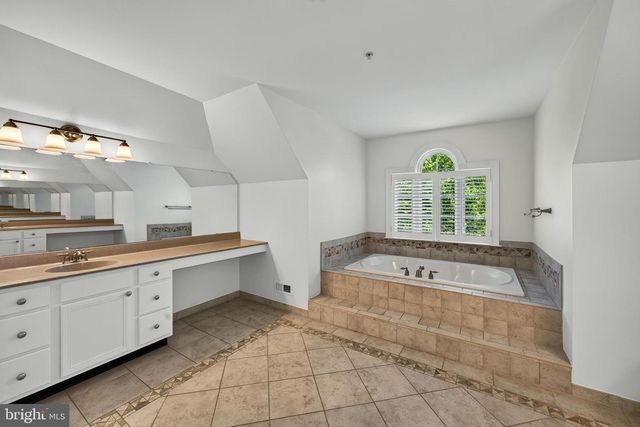 18 PUTTER LANE, Pottstown, PA 19464
