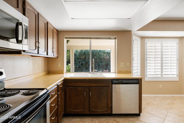 4329 W VILLA THERESA Drive, Glendale, AZ 85308