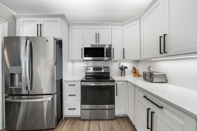 167 Ponce De Leon Street, Royal Palm Beach, FL 33411