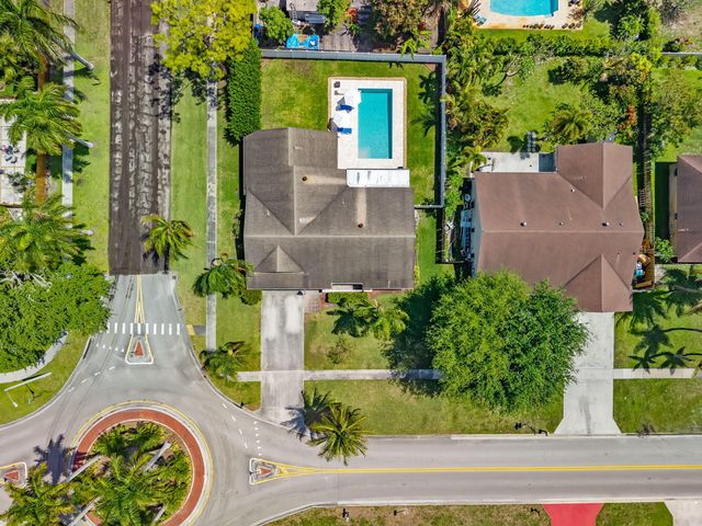 167 Ponce De Leon Street, Royal Palm Beach, FL 33411